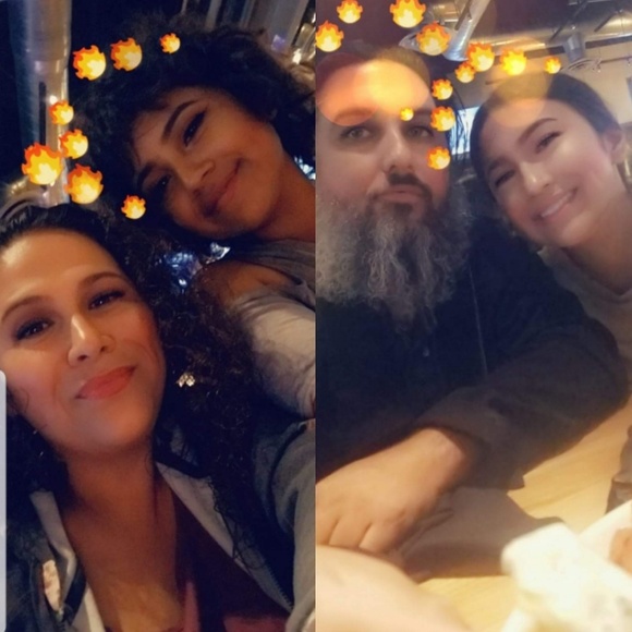 Meet your Posher,Sarah (Peaches Boutique) - Picture 3 of 8